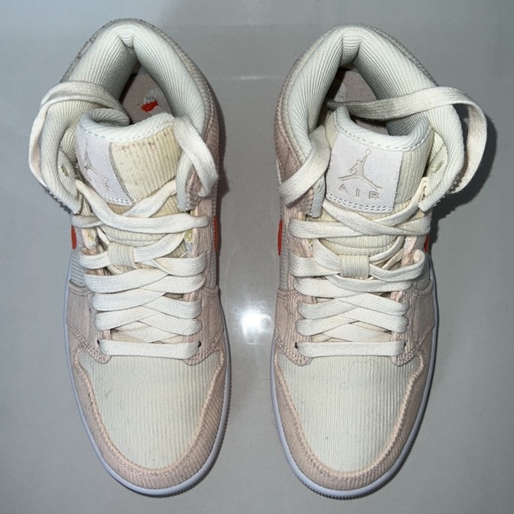 Sail/Orange Quartz/White/Orange Air Jordan 1 Mid SE 'Corduroy' Size 7.5 - Picture 4 of 9